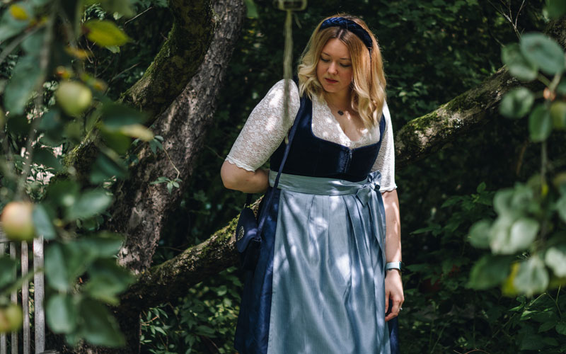 plussizedirndl-luna-web