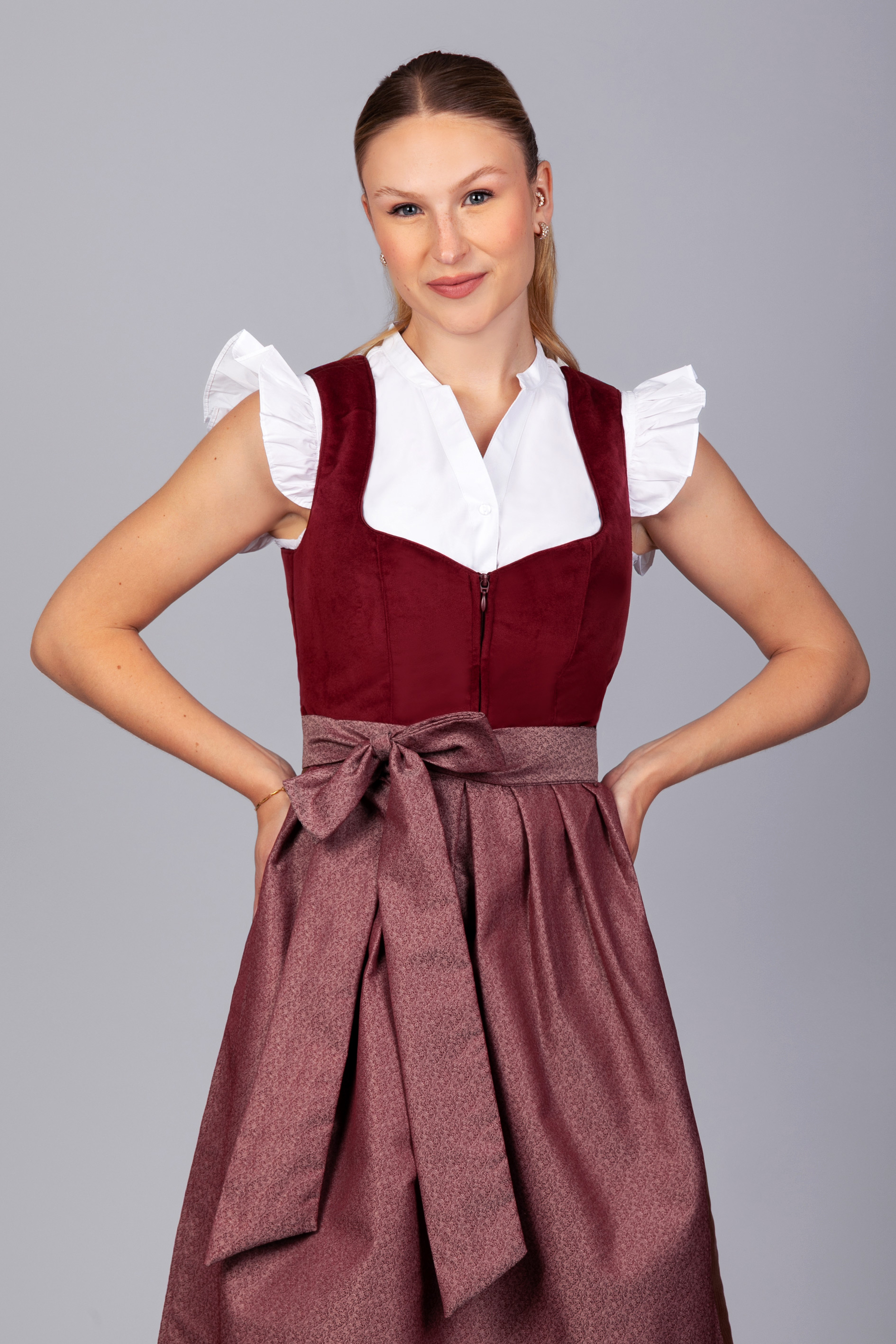 Dirndlbluse Eva